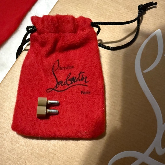 Christian Louboutin Patent Kate 100 - Nude - Picture 3 of 12